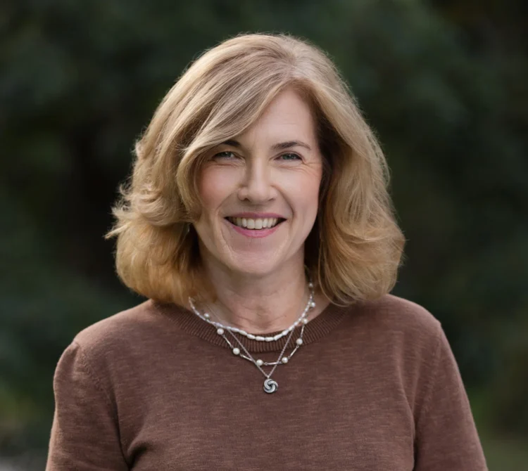 Cathy Roberts